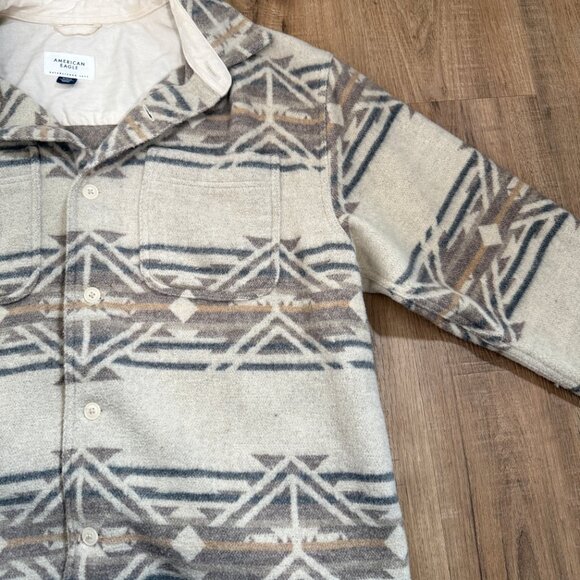 American Eagle Outfitters Men's Aztec Shacket - Picture 8 of 9